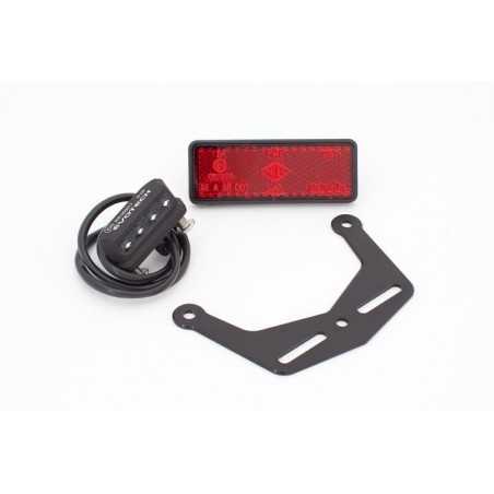 kit accesorios porta matrícula evotech - luz de matrícula led, soporte de catadióptrico y catadióptrico homologado