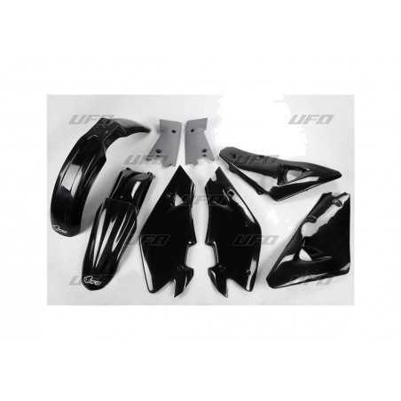 kit completo di plastica  color negro