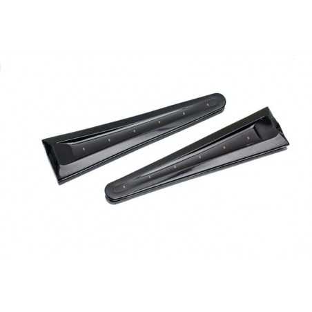 embellecedor triangular leds azules y base negra