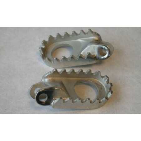 steel foot pegs