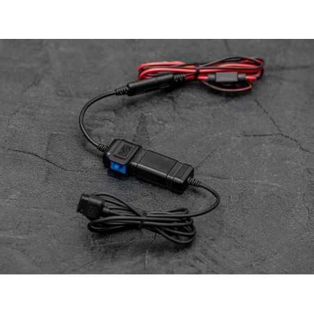 vedenpitävä sovitin moottoripyörään 12v -> usb