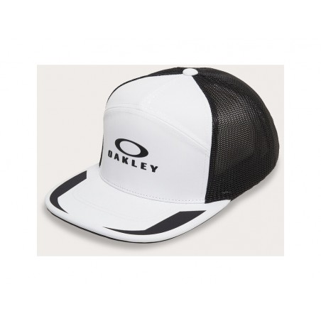 boné estilo trucker com viseira curva podium trucker